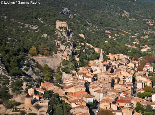 village de saint saturnin les apt