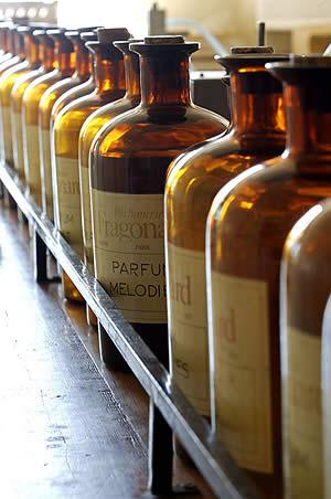 fabrique de parfum à grasse