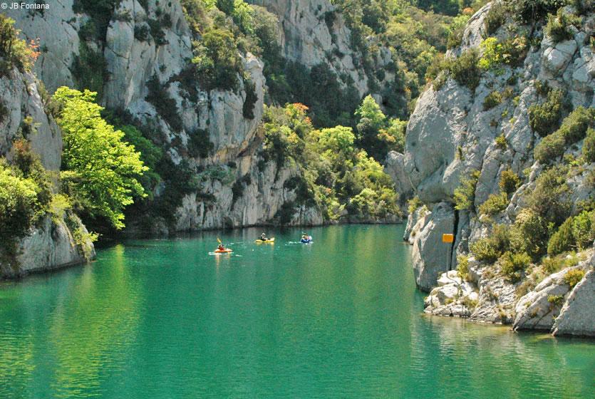 gorges du verdon à moustiers-sainte-marie avignon et