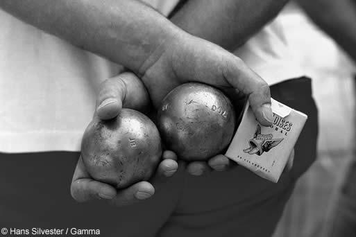 The Petanque In Provence Avignon Et Provence The Petanque In Provence Avignon Et Provence