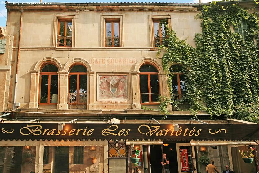 Tourism In Saint Remy De Provence Visit Saint Remy De Provencecapital Of The Alpilles Between Avignon And Arles Avignon Et Provence