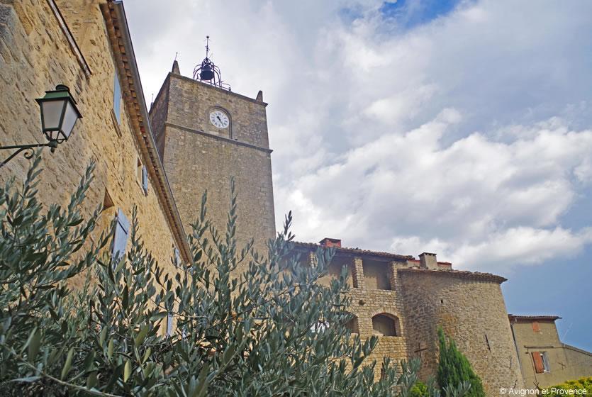 tourism in viens visit viens village of the luberon avignon et