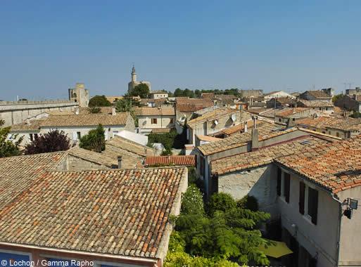 aigues mortes france tourist information