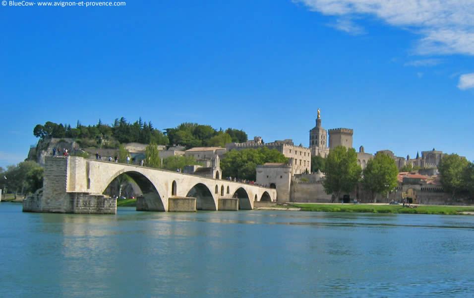 avignon map tourist